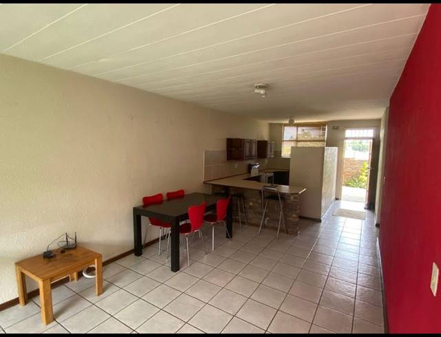 2 BEDROOM TOWNHOUSE FOR SALE IN BRACKENDOWNS